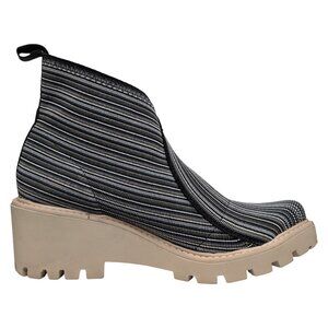 Charleston Shoe Co Heyward Booties Womens Grey Blue Stripe Chunky Heel Size 8
